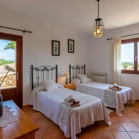 Sanchez Villa *